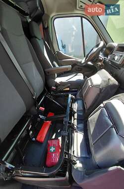 Грузовой фургон Renault Master 2021 в 
