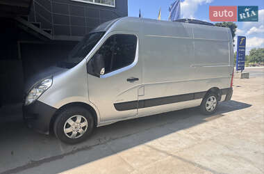 Грузовой фургон Renault Master 2012 в 