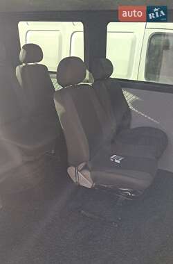 Микроавтобус Renault Master 2004 в 