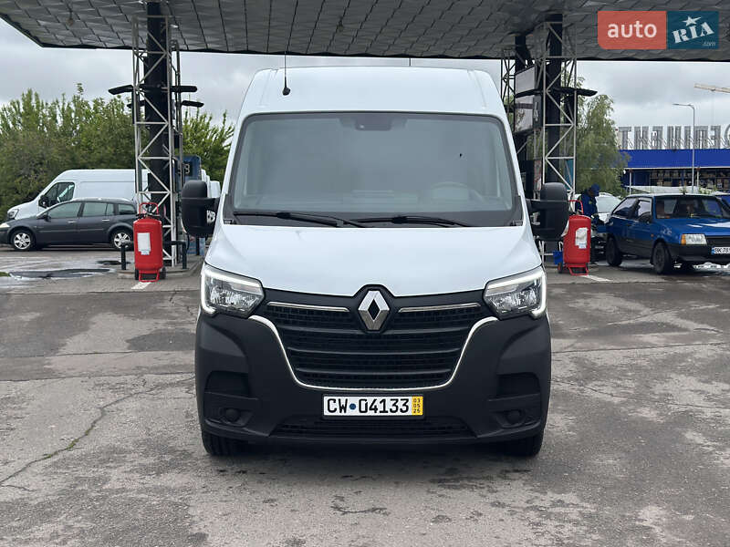 Вантажний фургон Renault Master 2021 в Дубні