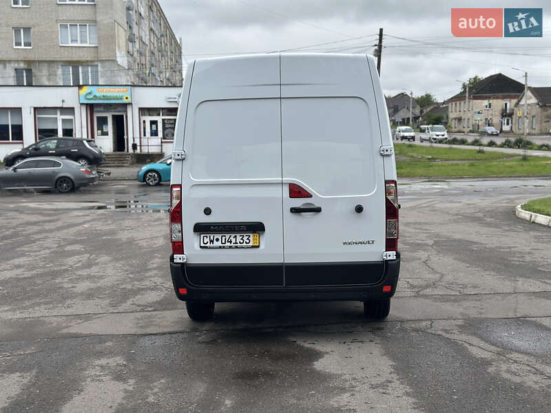 Вантажний фургон Renault Master 2021 в Дубні