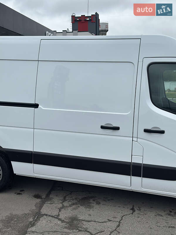 Вантажний фургон Renault Master 2021 в Дубні