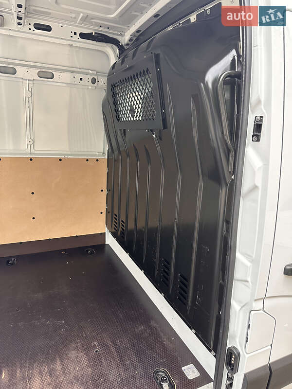 Вантажний фургон Renault Master 2021 в Дубні