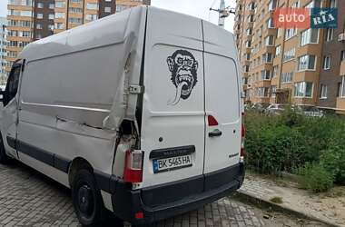 Вантажний фургон Renault Master 2011 в Рівному