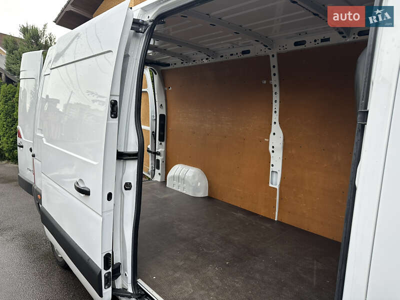 Вантажний фургон Renault Master 2021 в Києві