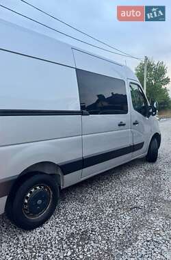 Другие грузовики Renault Master 2015 в 