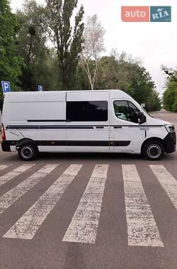 Вантажний фургон Renault Master 2022 в Полтаві