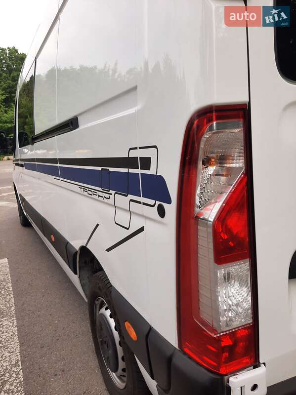 Грузовой фургон Renault Master 2022 в Полтаве