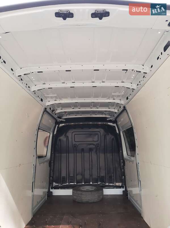 Грузовой фургон Renault Master 2022 в Полтаве