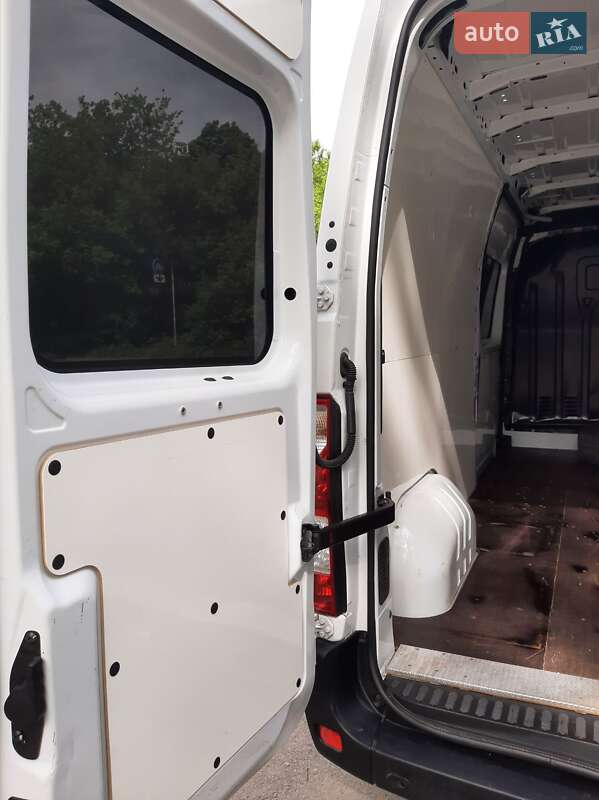 Грузовой фургон Renault Master 2022 в Полтаве