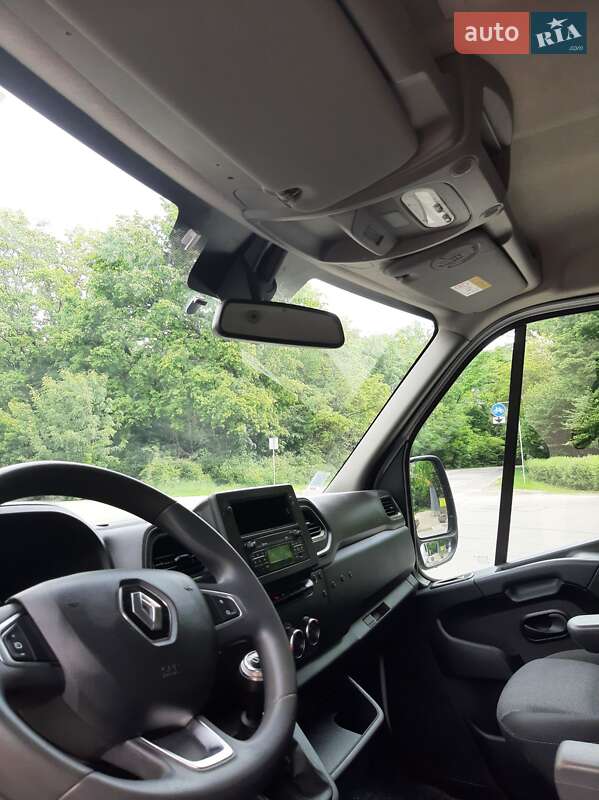 Грузовой фургон Renault Master 2022 в Полтаве
