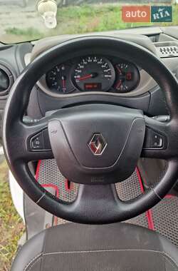 Грузовой фургон Renault Master 2017 в 