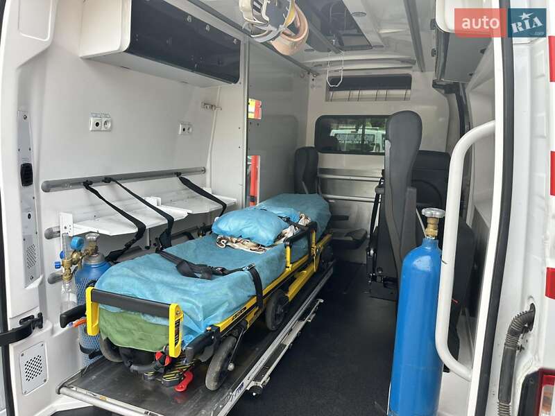 Автомобиль скорой помощи Renault Master 2019 в Киеве