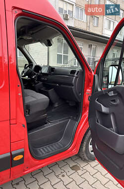 Грузовой фургон Renault Master 2021 в 