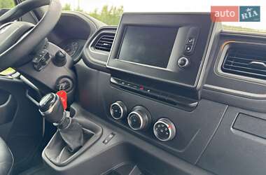 Грузовой фургон Renault Master 2020 в 