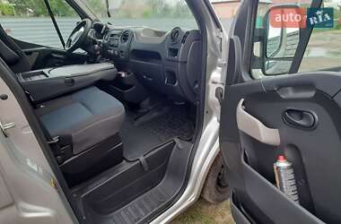Грузопассажирский фургон Renault Master 2010 в 