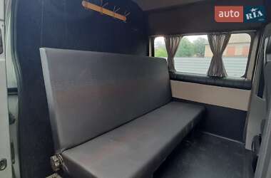 Грузопассажирский фургон Renault Master 2010 в 