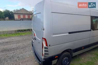Грузопассажирский фургон Renault Master 2010 в 