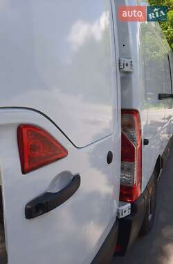 Вантажний фургон Renault Master 2020 в 