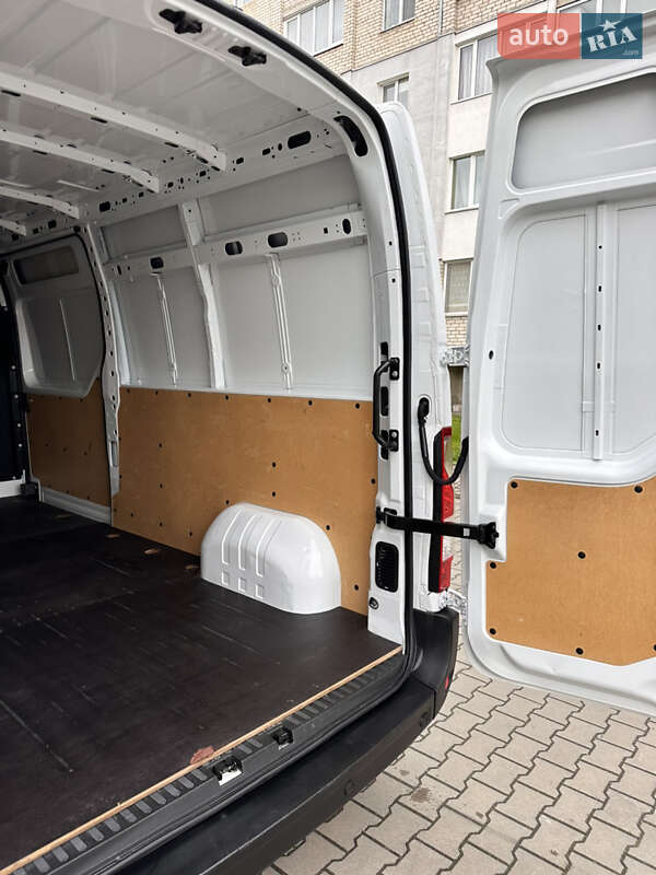 Грузовой фургон Renault Master 2020 в Дубно