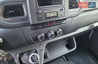 Грузовой фургон Renault Master 2021 в 