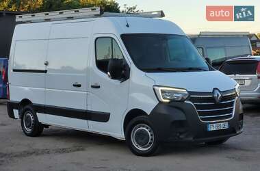 Грузовой фургон Renault Master 2021 в 