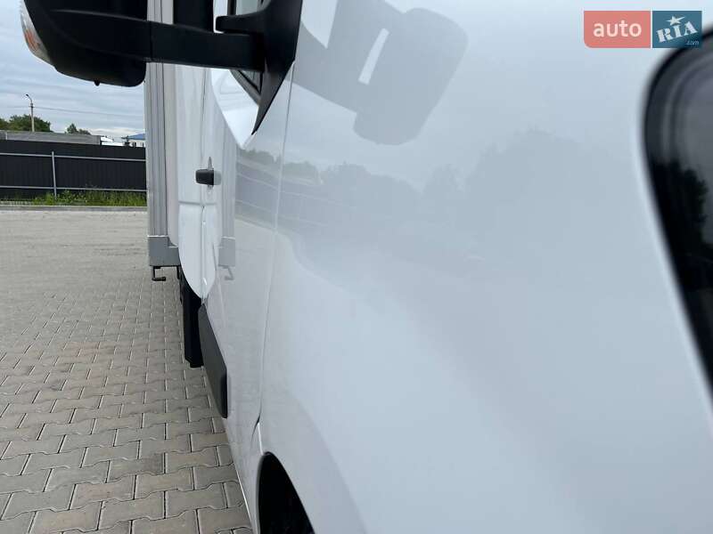 Грузовой фургон Renault Master 2021 в Киеве