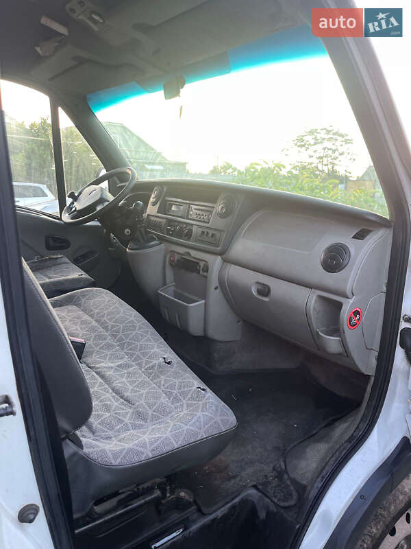 Вантажний фургон Renault Master 2008 в Одесі