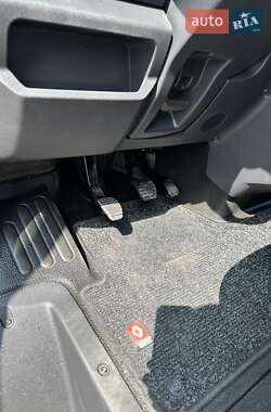 Вантажний фургон Renault Master 2020 в 