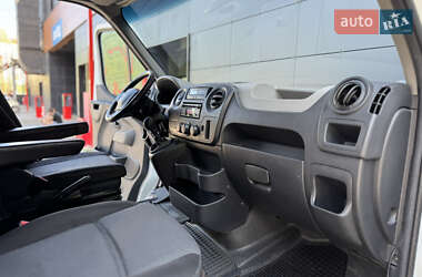 Тентованый Renault Master 2017 в 