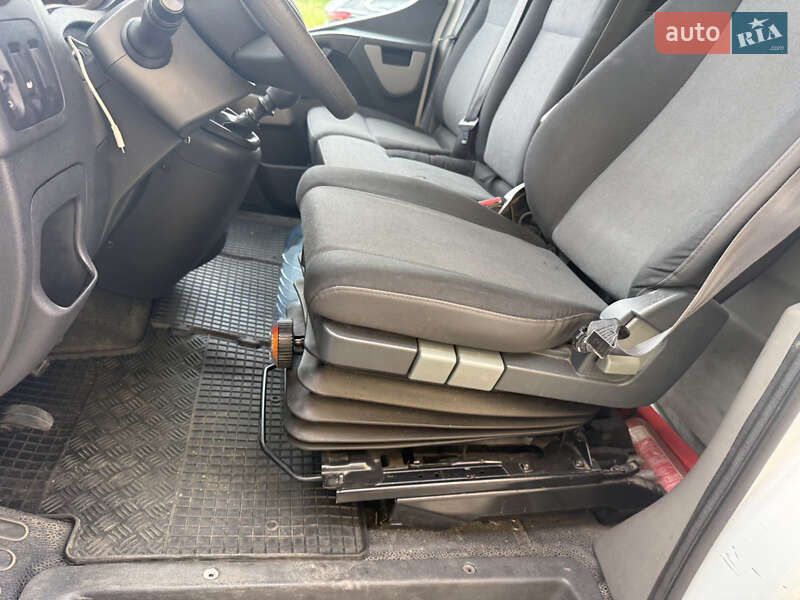 Борт Renault Master 2015 в Тячеві