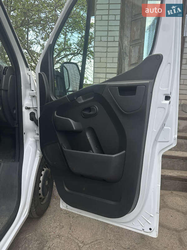 Тентований Renault Master 2019 в Новомосковську фото 28 Тентований Renault Master 2019 в Новомосковську