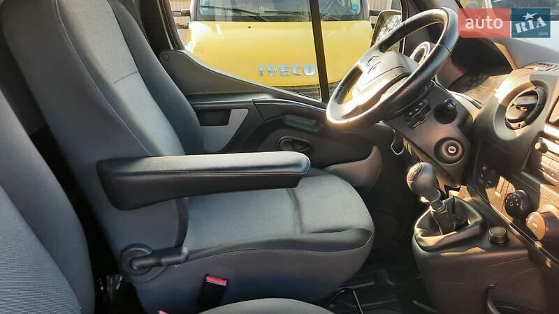 Грузовой фургон Renault Master 2017 в Ивано-Франковске