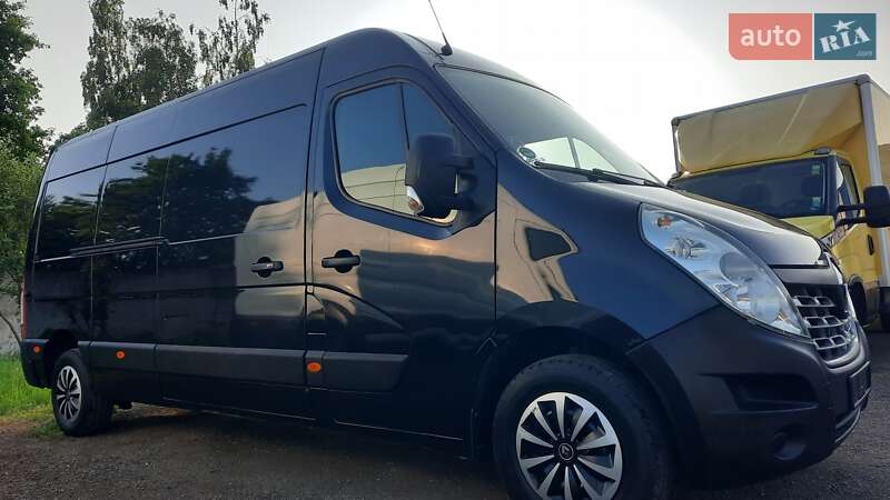 Грузовой фургон Renault Master 2017 в Ивано-Франковске