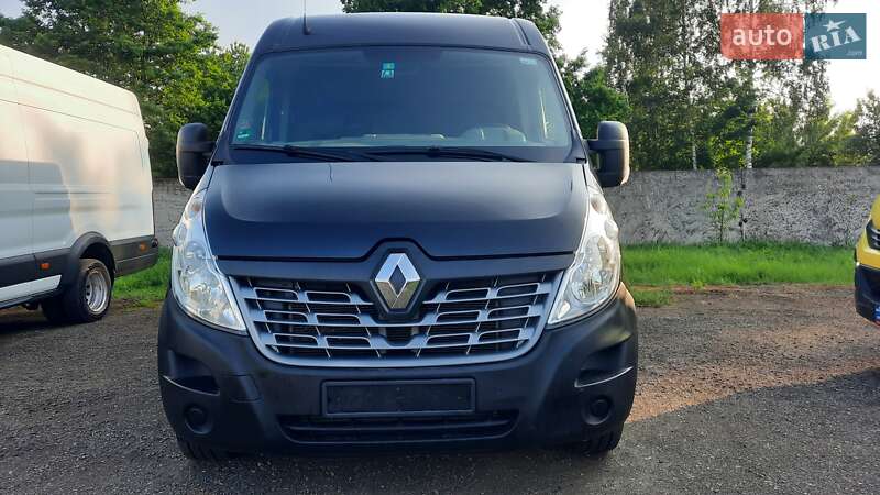Грузовой фургон Renault Master 2017 в Ивано-Франковске