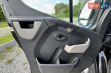 Микроавтобус Renault Master 2017 в 