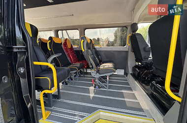 Микроавтобус Renault Master 2017 в 