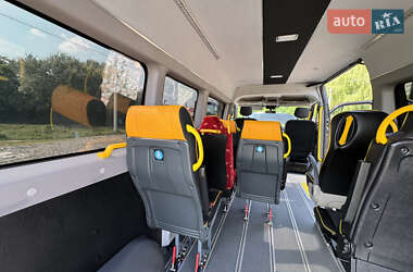 Микроавтобус Renault Master 2017 в 