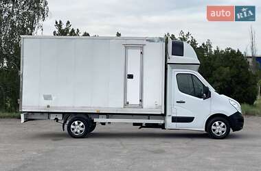 Вантажний фургон Renault Master 2016 в Дніпрі