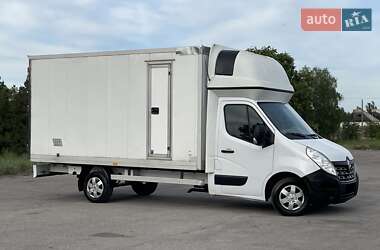 Вантажний фургон Renault Master 2016 в Дніпрі