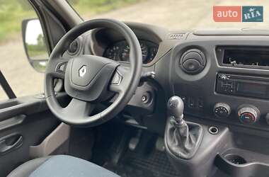 Вантажний фургон Renault Master 2016 в Дніпрі