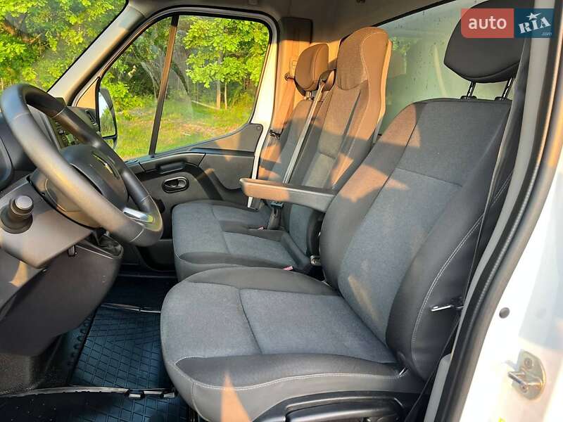 Вантажний фургон Renault Master 2021 в Києві