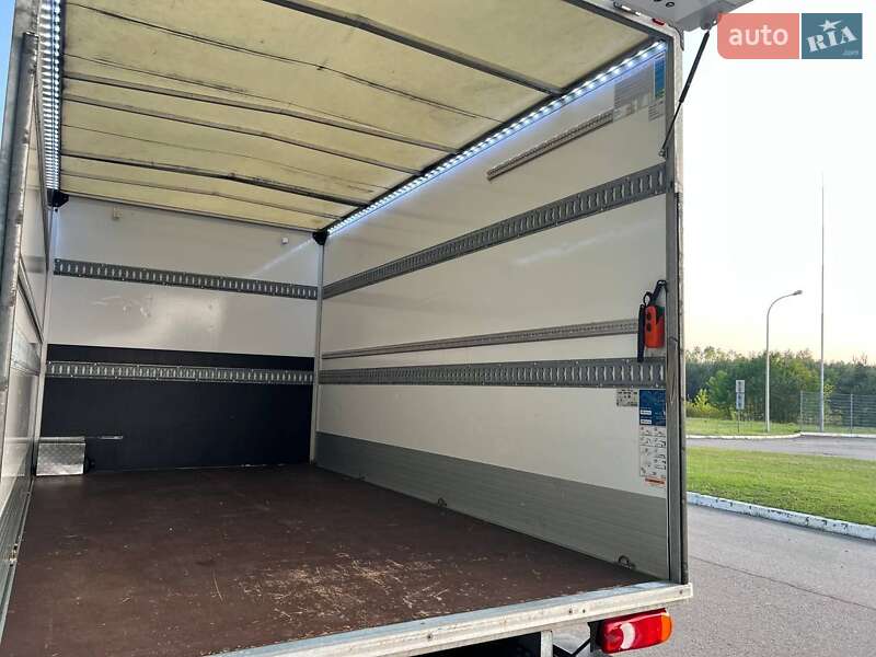 Вантажний фургон Renault Master 2021 в Києві