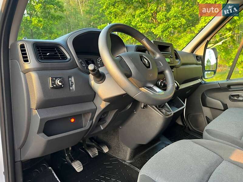 Вантажний фургон Renault Master 2021 в Києві
