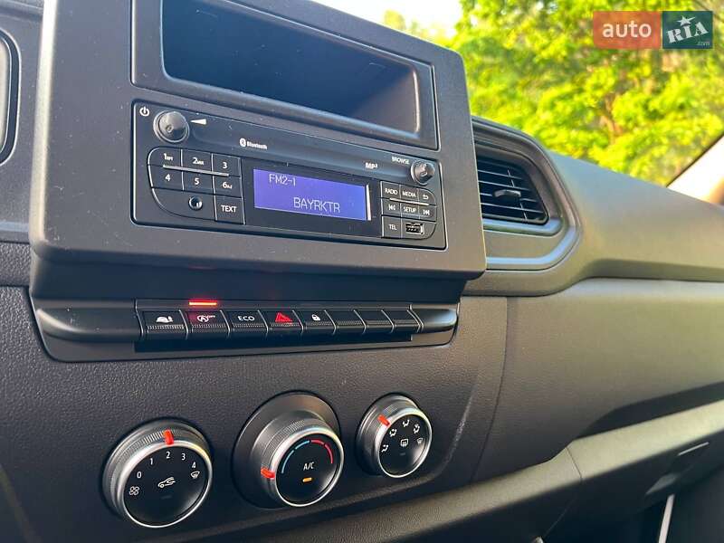 Вантажний фургон Renault Master 2021 в Києві