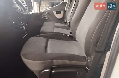 Грузовой фургон Renault Master 2018 в 