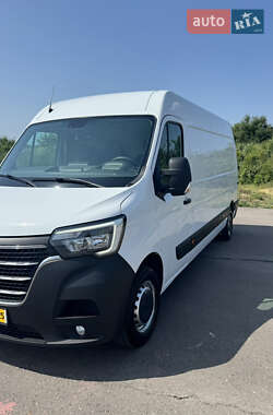 Грузовой фургон Renault Master 2021 в 