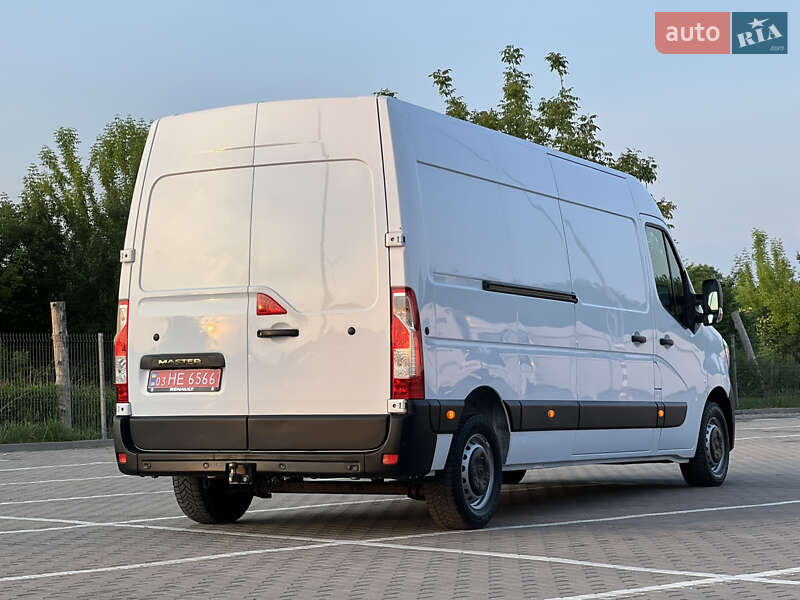 Грузовой фургон Renault Master 2022 в Дубно