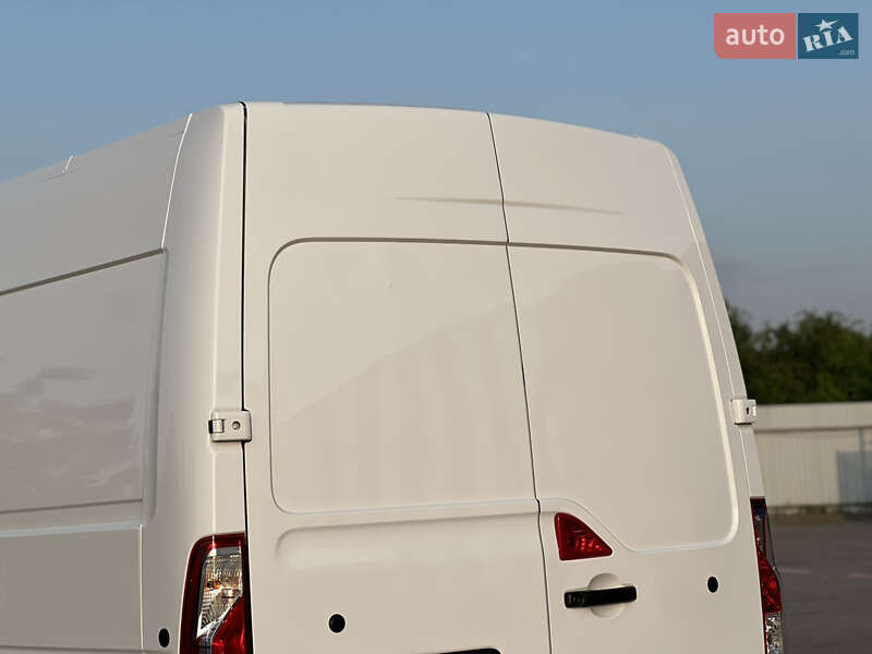 Грузовой фургон Renault Master 2022 в Дубно