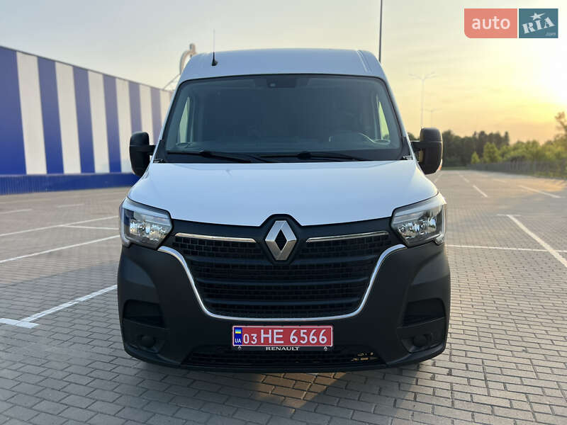 Грузовой фургон Renault Master 2022 в Дубно